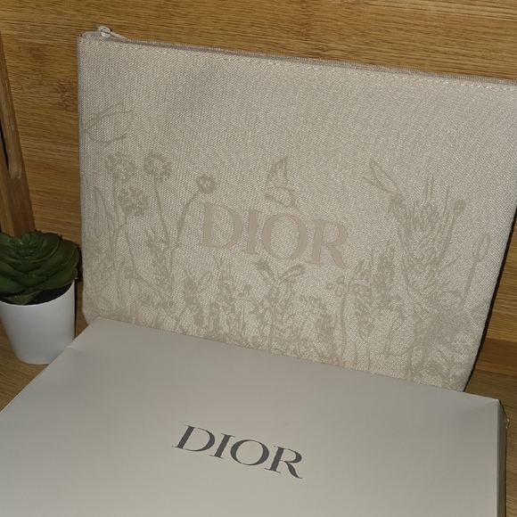 Dior Embroidered Trousse Pouch NIB - Picture 1 of 7